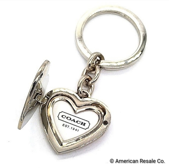 COACH Vintage Red Enamel Heart Locket Purse Charm Keychain # 1657 NWOT - Picture 4 of 7